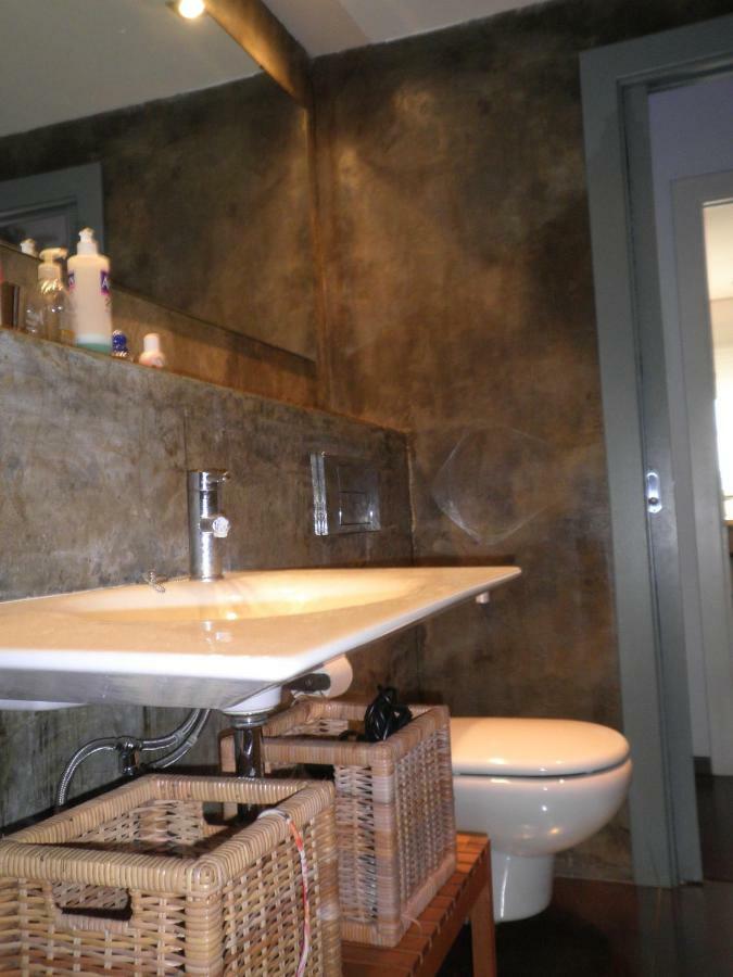 ברצלונה Bacrou Apartment, Design Loft Near The Sea מראה חיצוני תמונה